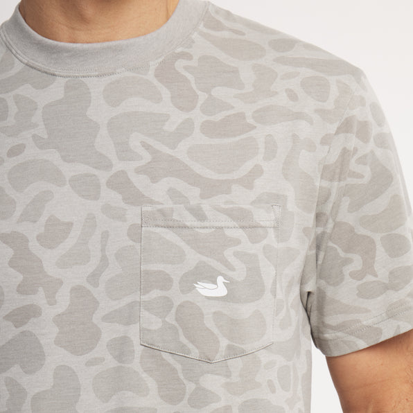 Camo Light Gray | ON MODEL | LOGO